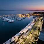 Comfort Family With Balcony And Sea View Апартаменты