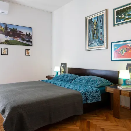 Comfort Family With Balcony And Sea View Apartment