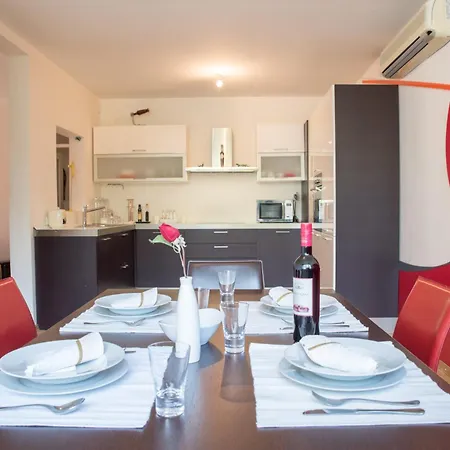 Comfort Family With Balcony And Sea View Apartamento *